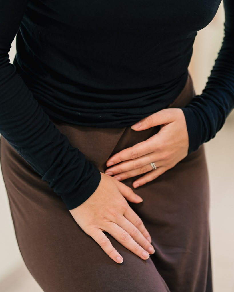 боль внизу живота.png