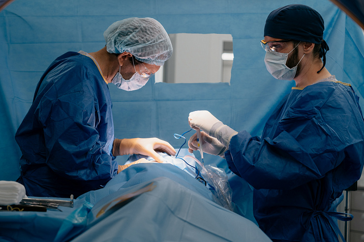 Кафедру травматологии и ортопедии Клиники СПбГУ переименовали в честь профессора Эдуарда Владимировича Ульриха