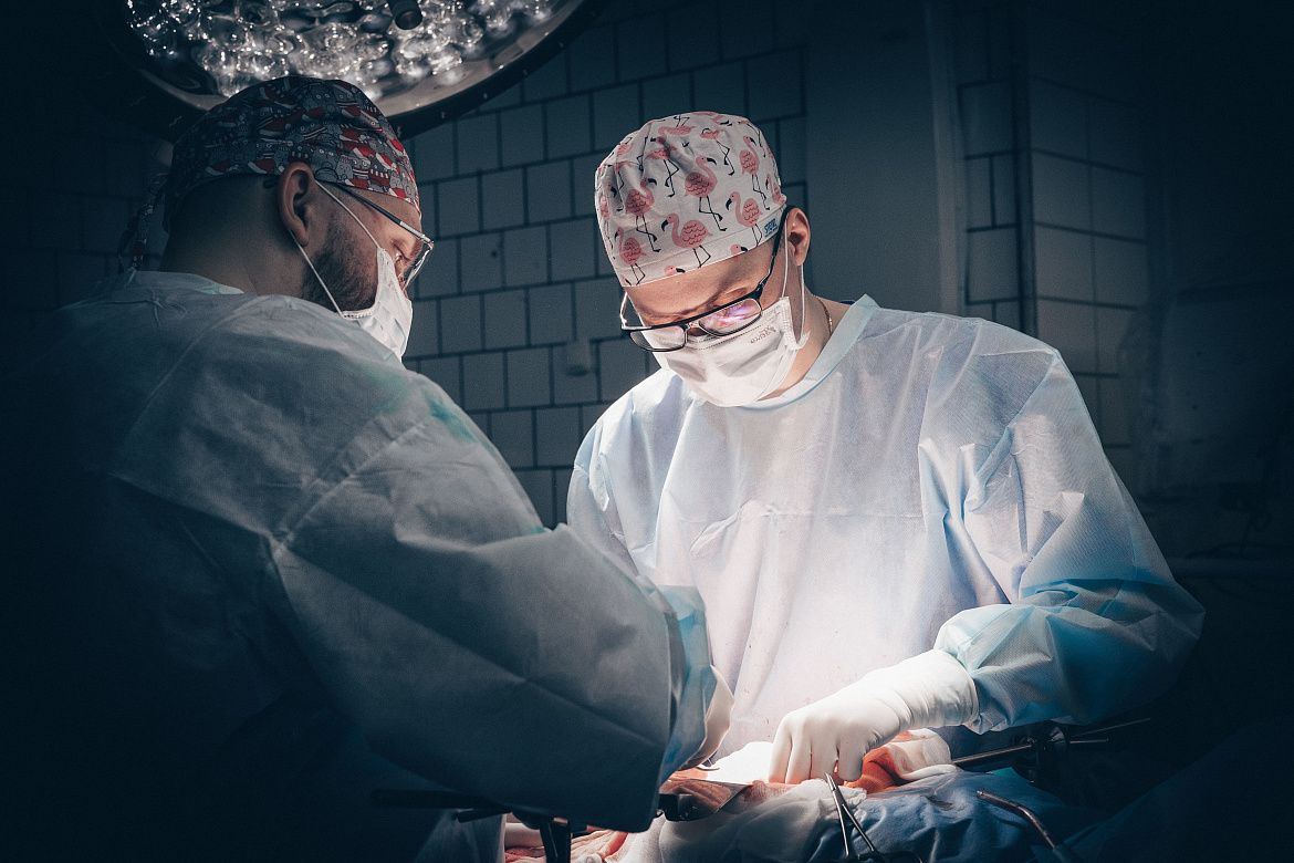 Лапароскопическая продольная резекция желудка (слив, sleeve)